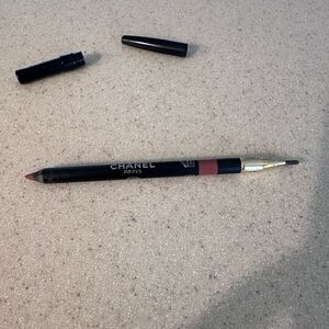 CHANEL Precision Lip Liner - Deep Pink